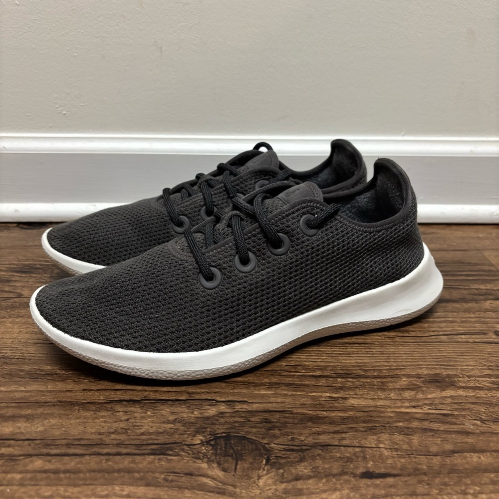 Allbirds Women’s Black and White Sneakers